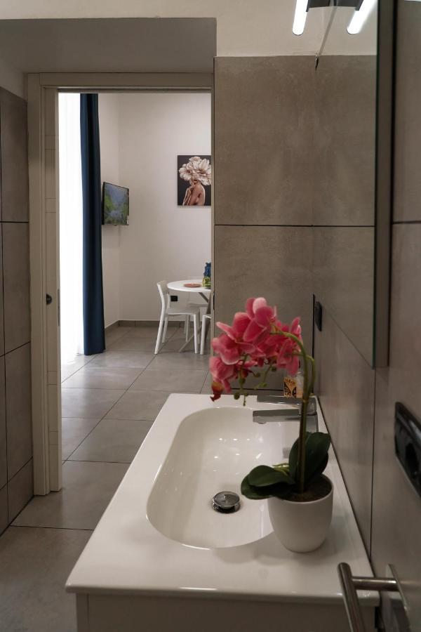La Petite Suite San Giuliano คาตาเนีย ภายนอก รูปภาพ